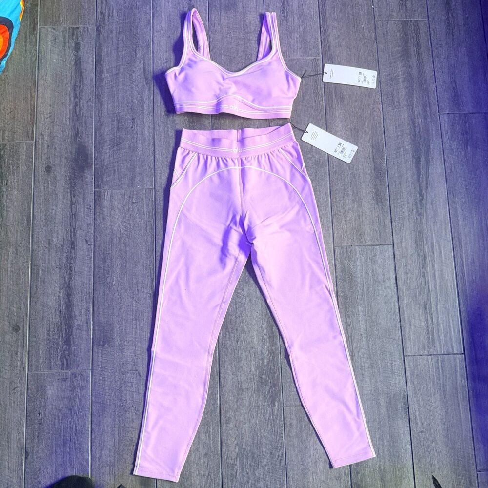 NWT Alo Yoga Airbrush Heart Throb Set 7/8 Legging & Bra Candy Pink/White Size S
